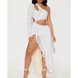 Don’t Compare with Me Maxi Dress Fashion Nova
